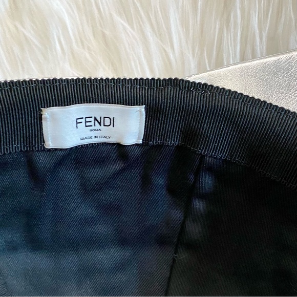 Limited Edition! Nicki Minaj x FENDI “Prints On” FW19 Capsule Collection - Picture 6 of 9